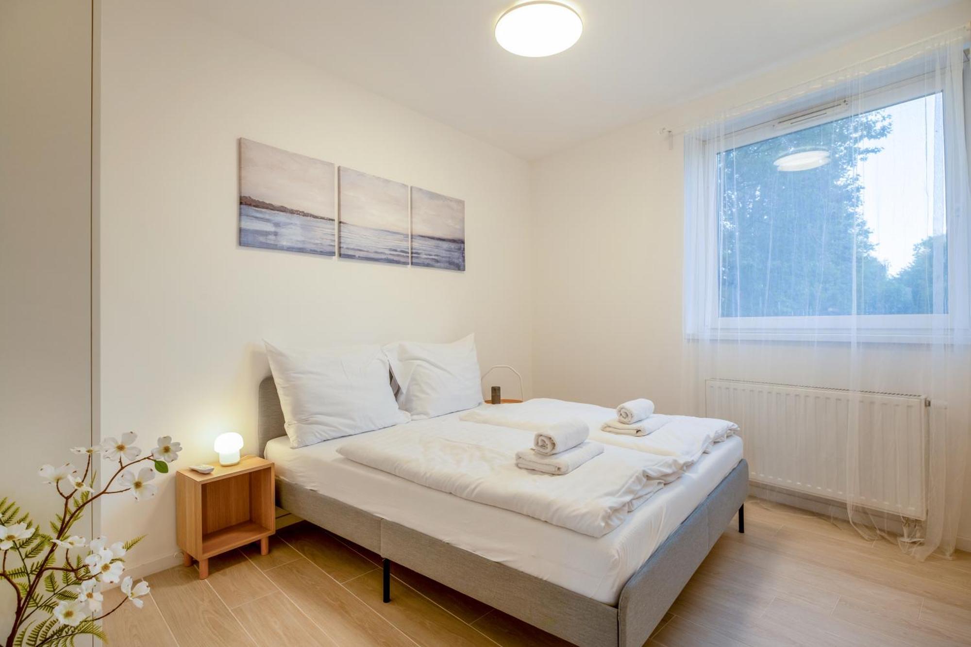 Myflat Club 218 Garden Wellness Apartments Шіофок Екстер'єр фото